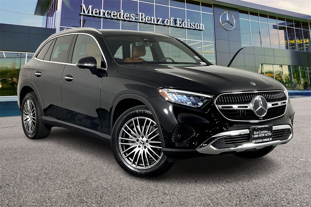 2025 Mercedes-Benz GLC