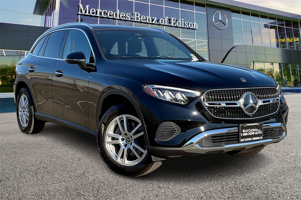 2025 Mercedes-Benz GLC
