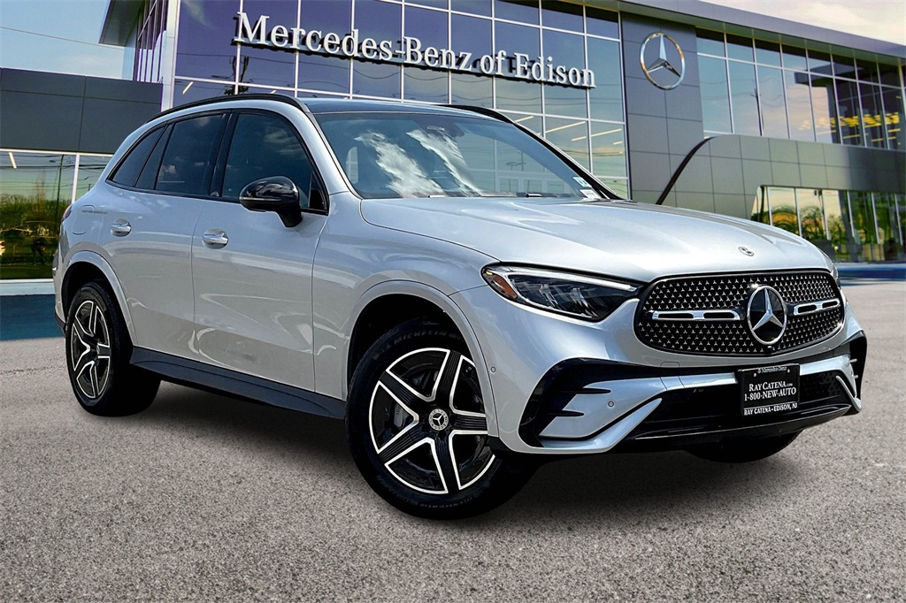 2025 Mercedes-Benz GLC