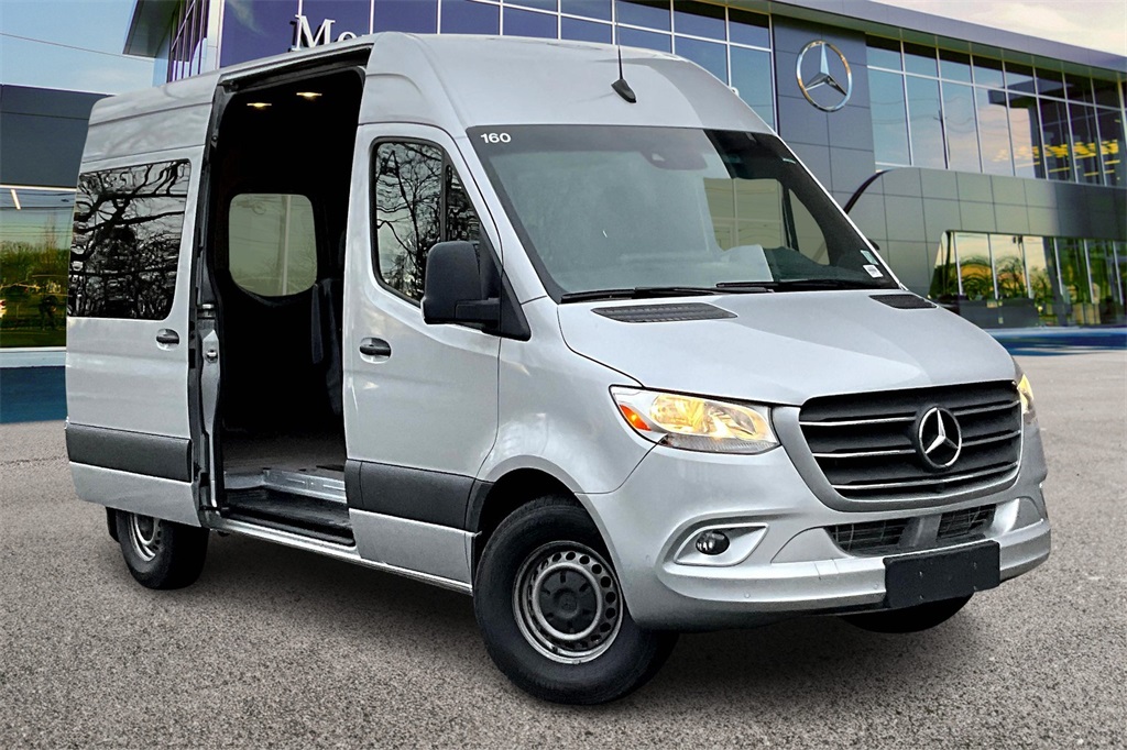 2024 Mercedes-Benz Sprinter Cargo Van