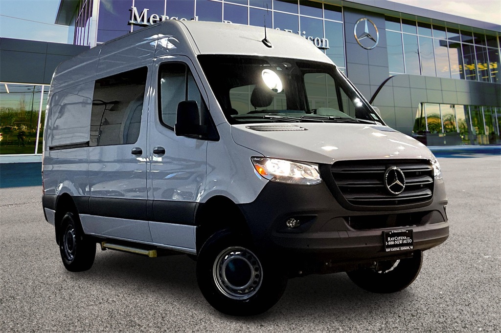 2024 Mercedes-Benz Sprinter Cargo Van