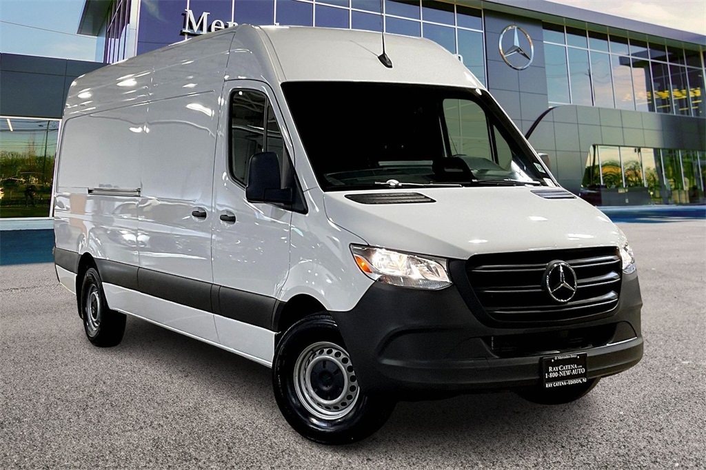 2025 Mercedes-Benz Sprinter Cargo Van