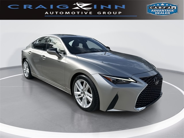 2022 Lexus IS