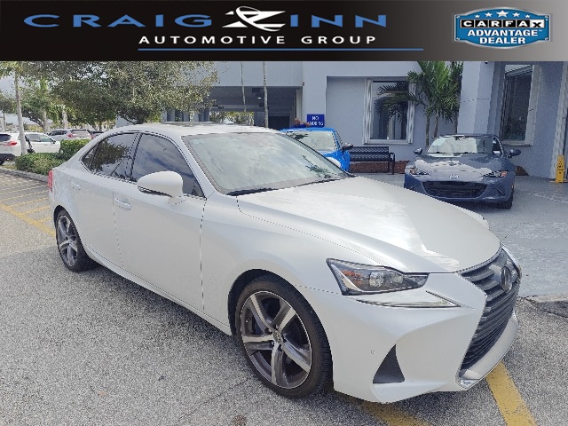 2018 Lexus IS