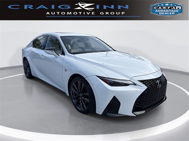 2022 Lexus IS