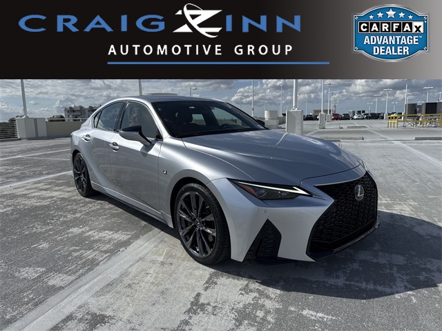 2022 Lexus IS