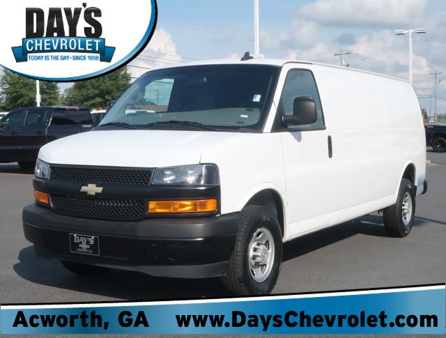 2022 Chevrolet Express Cargo Van