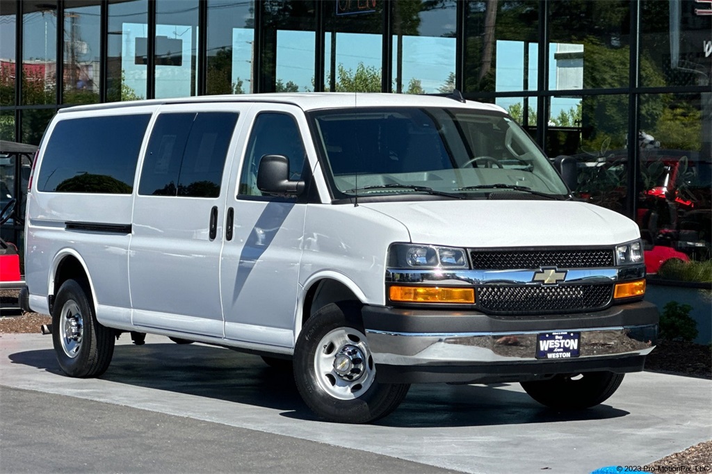 2024 Chevrolet Express Passenger