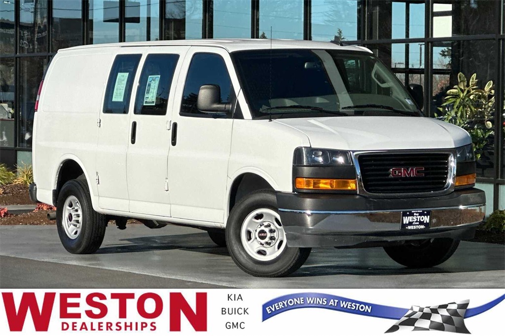 2022 GMC Savana Cargo Van