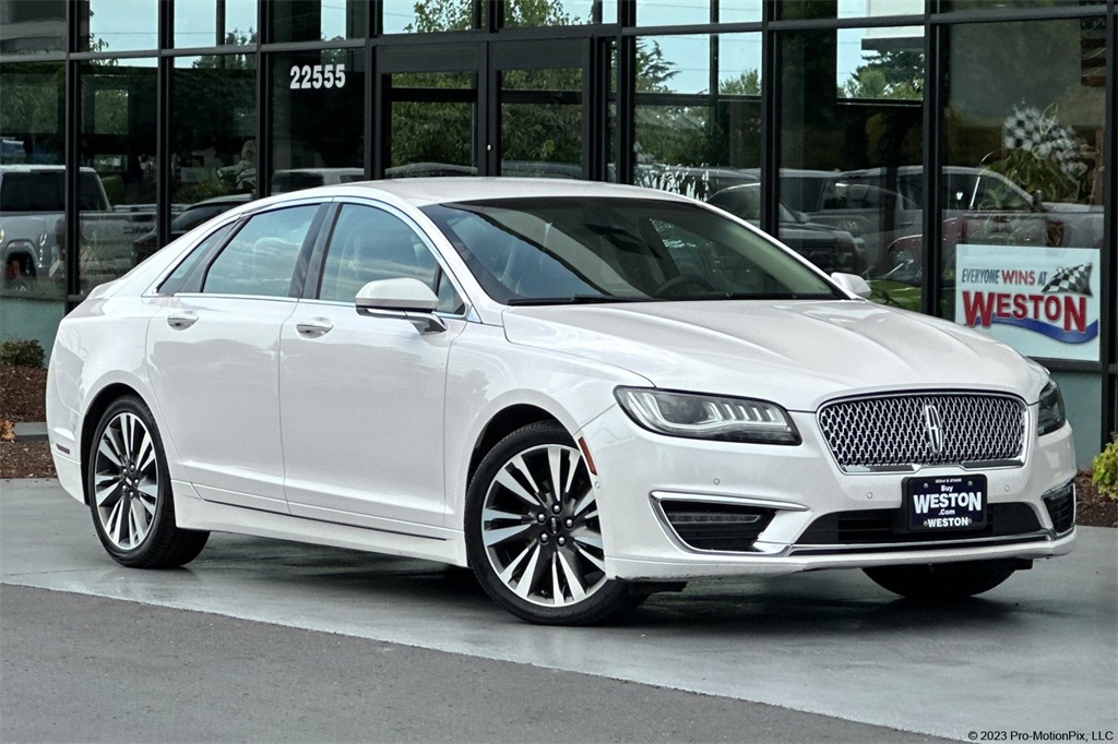 2017 Lincoln MKZ
