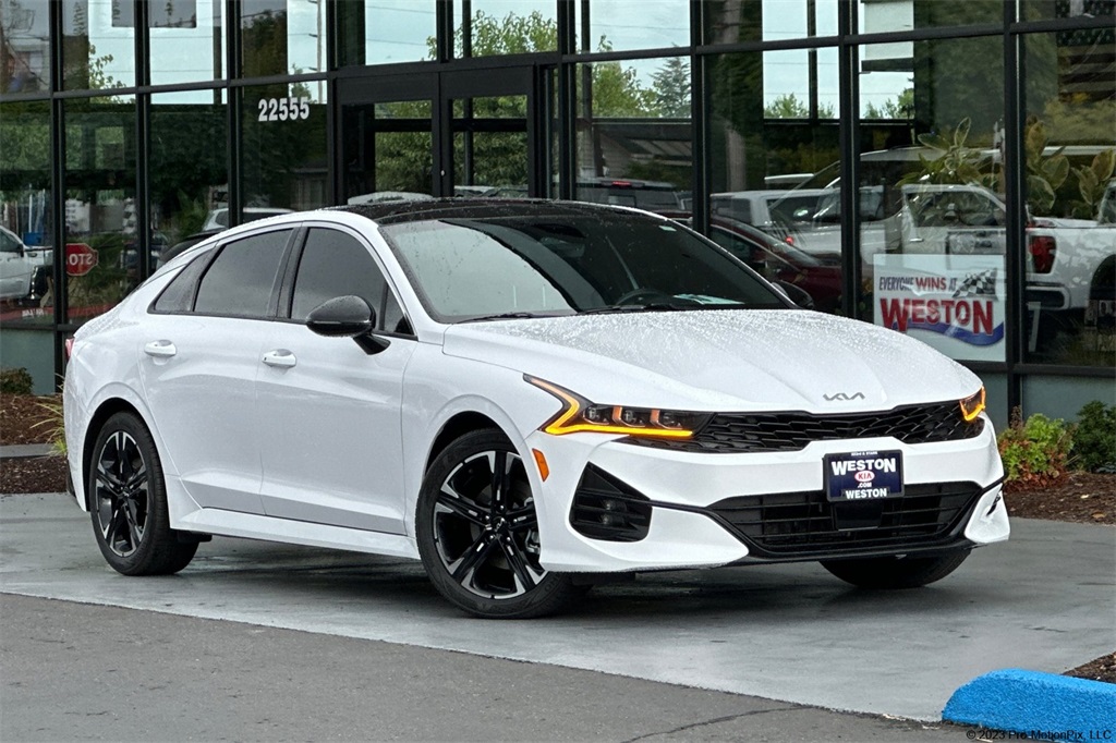 2022 Kia K5
