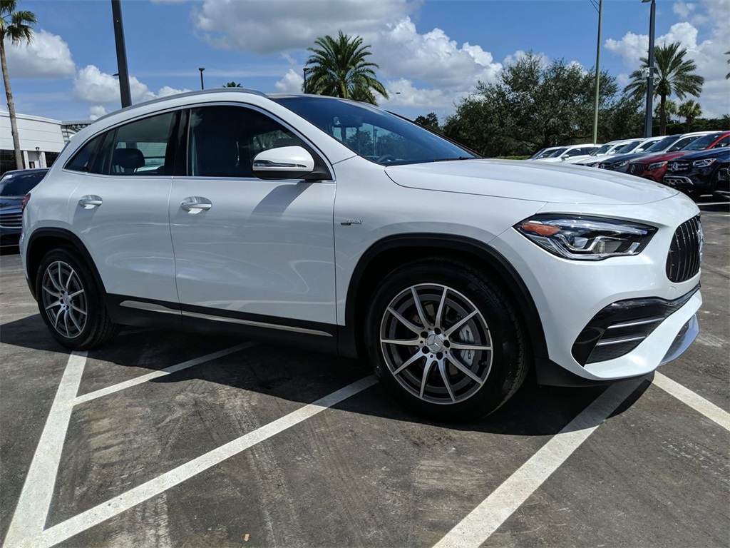 2021 Mercedes-Benz GLA