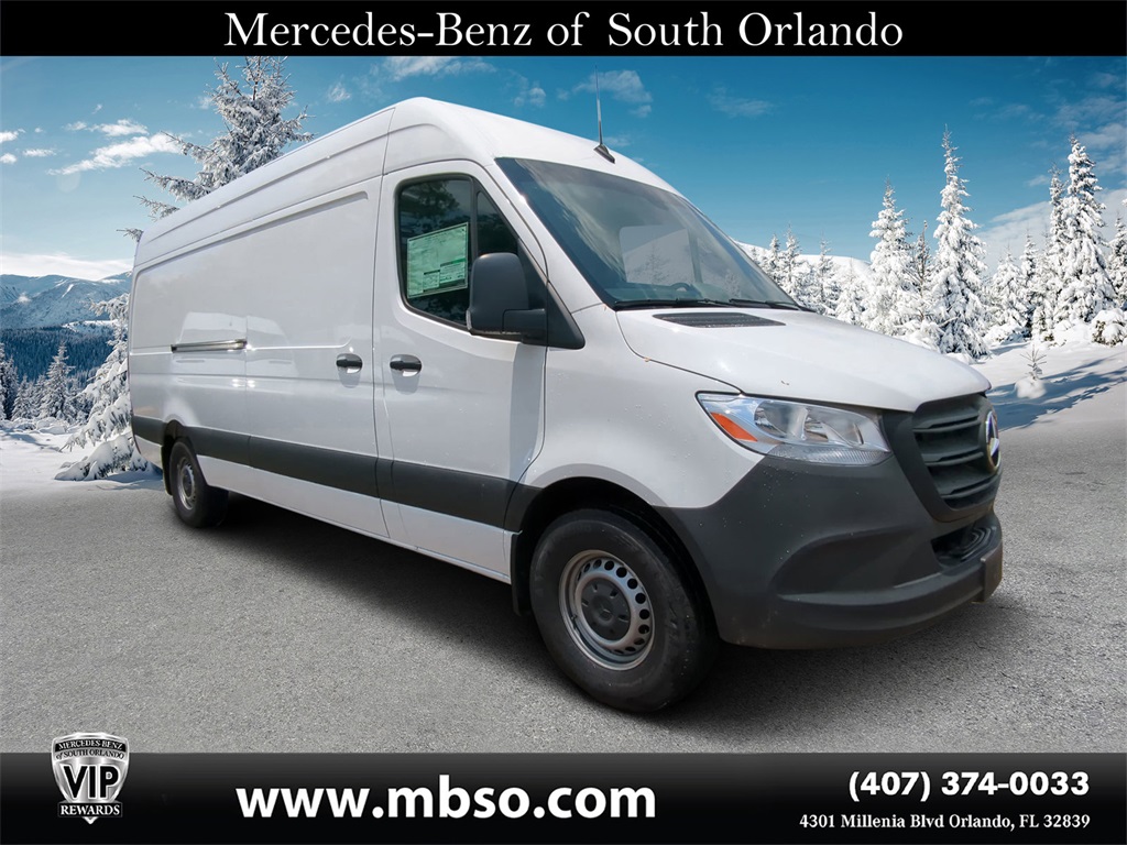 2024 Mercedes-Benz Sprinter Cargo Van