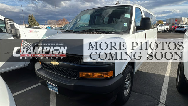 2022 Chevrolet Express Passenger