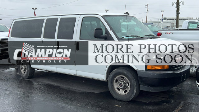 2023 GMC Savana Passenger