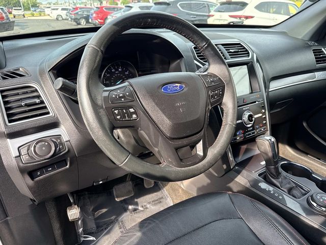2018 Ford Explorer Sport — photo 1 of 12