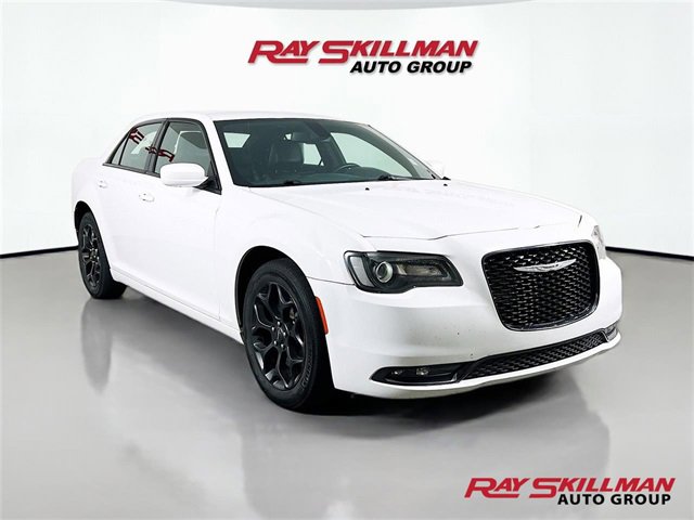 2019 Chrysler 300