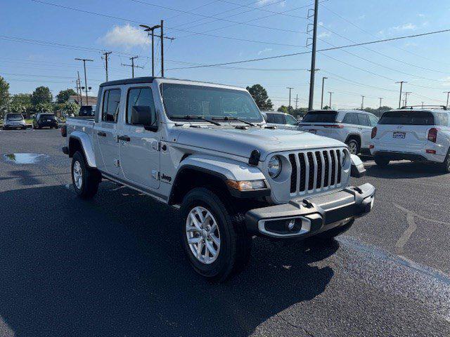 2023 Jeep Gladiator