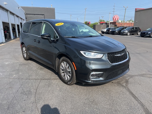 2024 Chrysler Pacifica