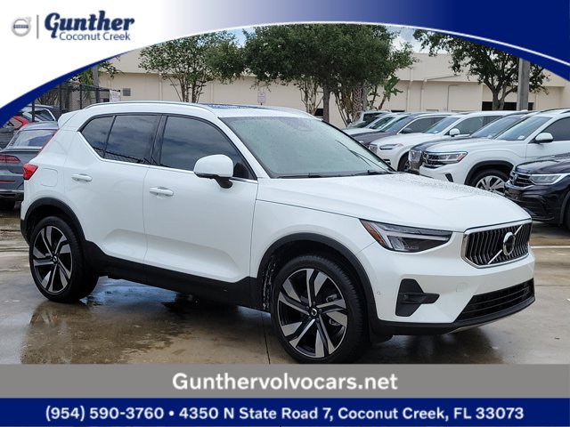 2024 Volvo XC40