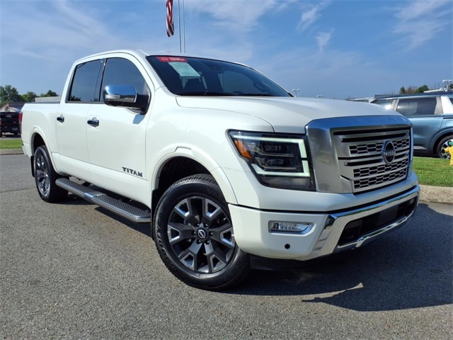 2023 Nissan Titan
