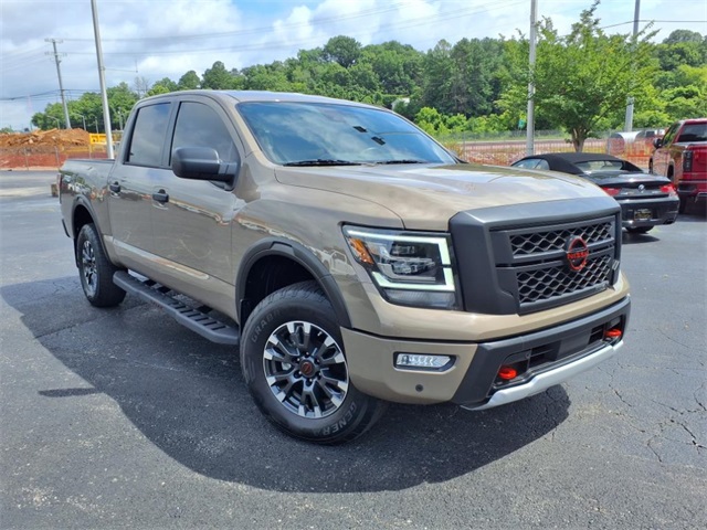 2024 Nissan Titan