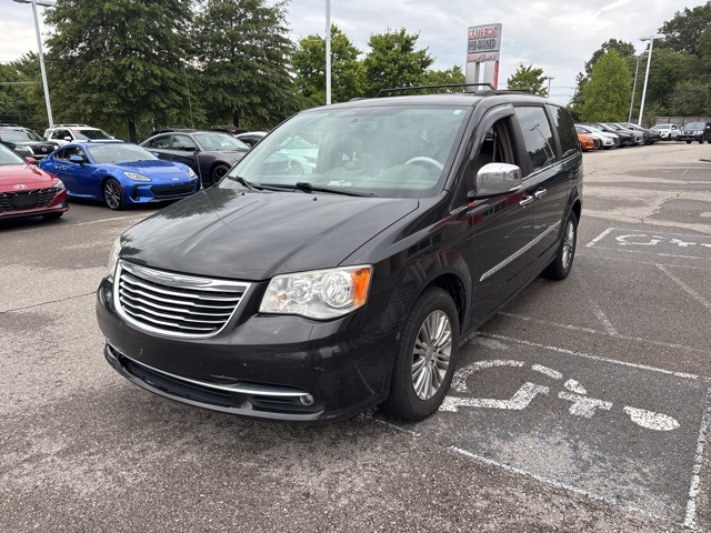 2015 Chrysler Town & Country