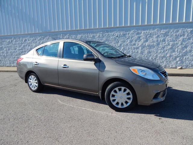 2012 Nissan Versa