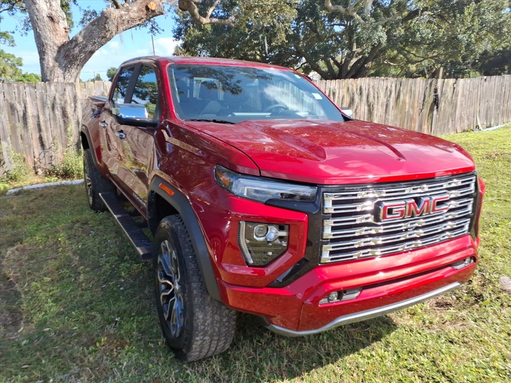 2023 GMC Canyon