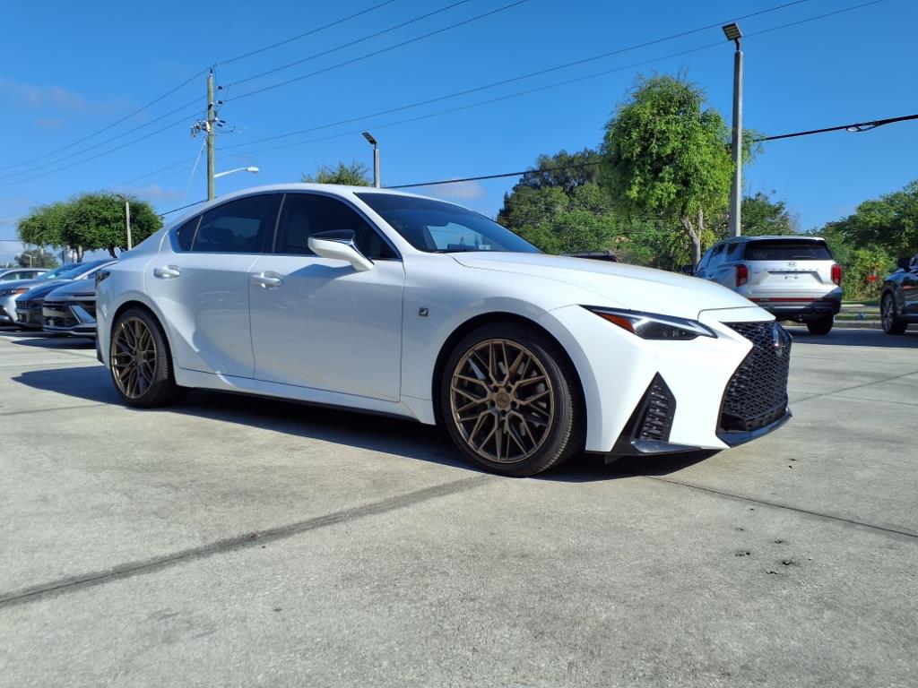 2022 Lexus IS