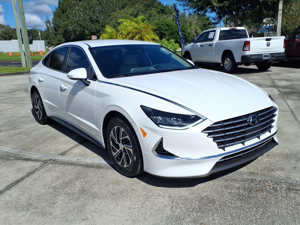 2022 Hyundai Sonata Hybrid