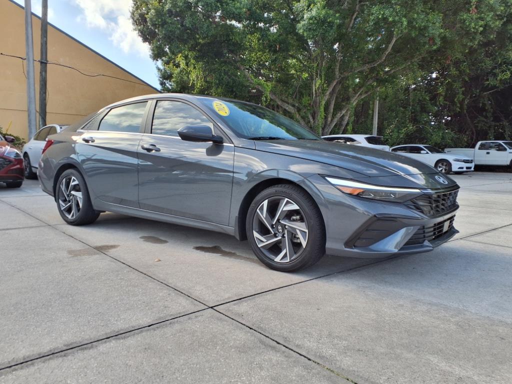2024 Hyundai Elantra