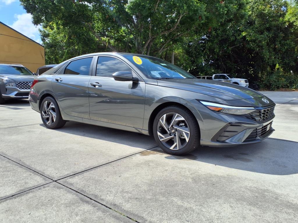 2024 Hyundai Elantra