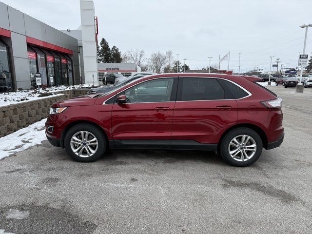 2016 Ford Edge