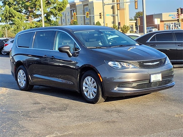 2021 Chrysler Voyager