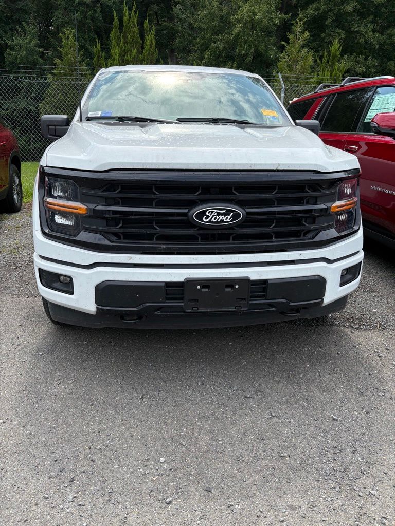 2025 Ford F-150 XLT — photo 1 of 12