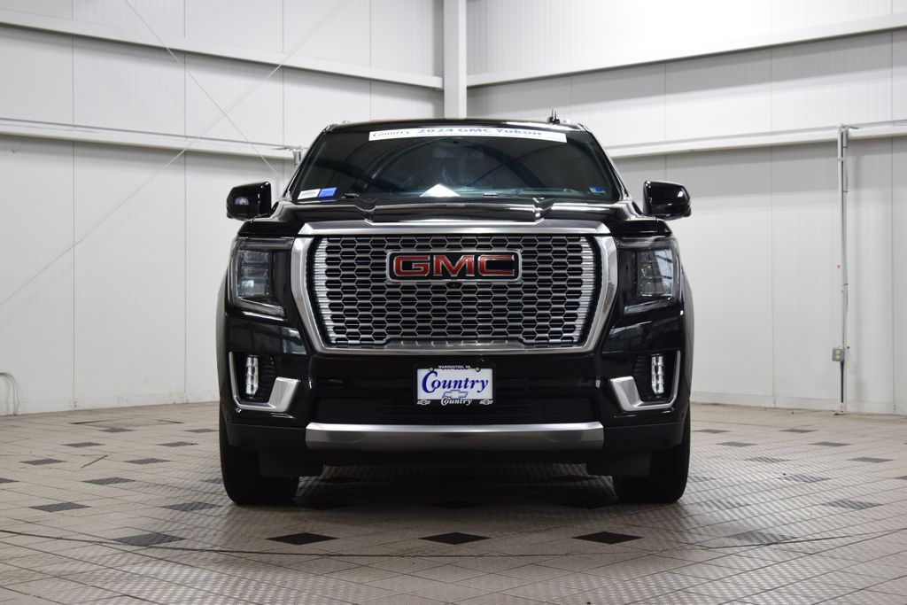 2024 GMC Yukon Denali — photo 1 of 12