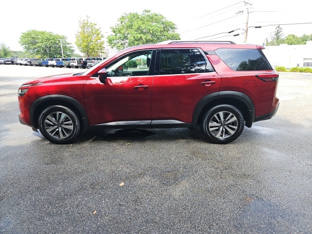 2022 Nissan Pathfinder