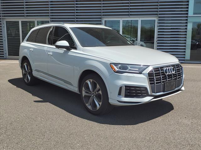 Q7