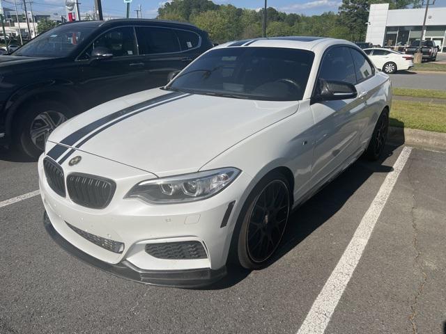 M235