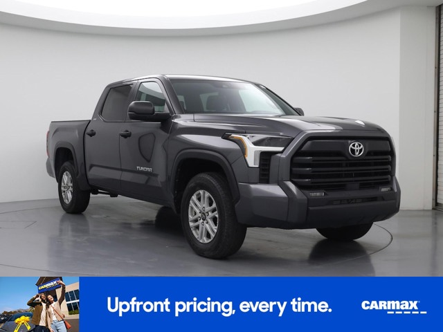 2025 Toyota Tundra 4WD SR5
