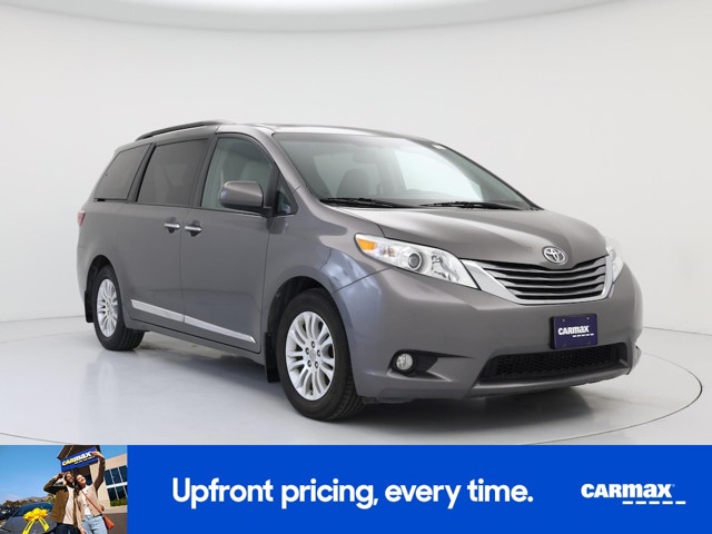 2017 Toyota Sienna XLE
