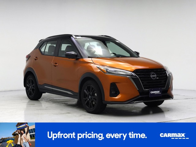 2023 Nissan Kicks SR