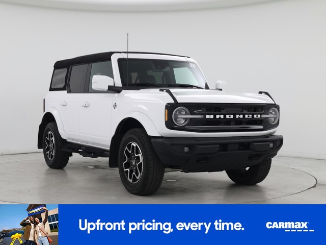 2024 Ford Bronco Outer Banks