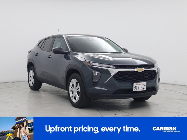 2025 Chevrolet Trax LS