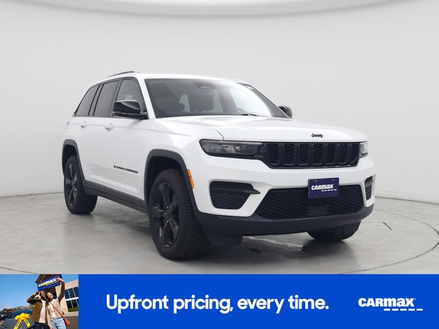 2022 Jeep Grand Cherokee Altitude
