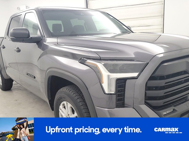 2025 Toyota Tundra 4WD SR5