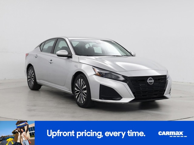2023 Nissan Altima SV