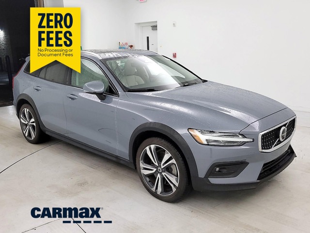 2023 Volvo V60 Cross Country B5 Plus