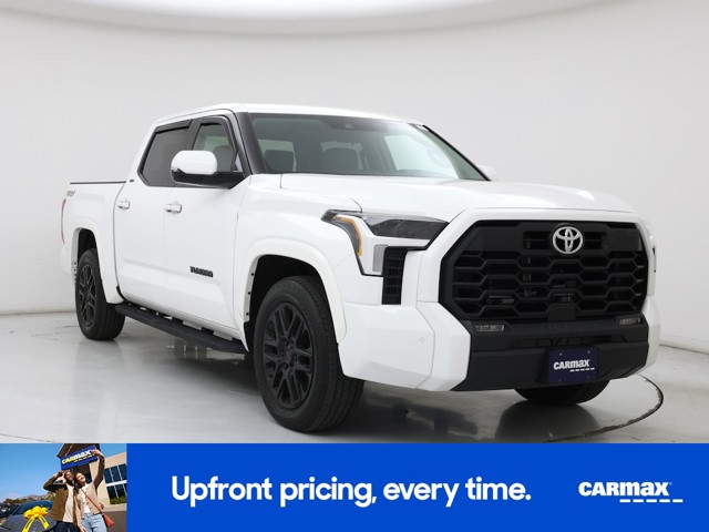 2024 Toyota Tundra 4WD SR5